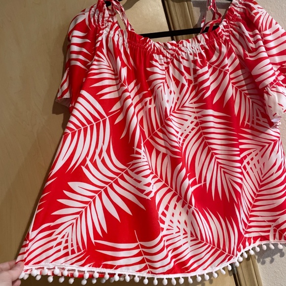 Women 2X SHEIN Playful Flirty PomPom Off Shoulder Ruffle Sleeve Blouse - Picture 3 of 5